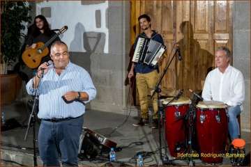 Noche de verseadores en Valsequillo (Foto Ildefonso Rodríguez)